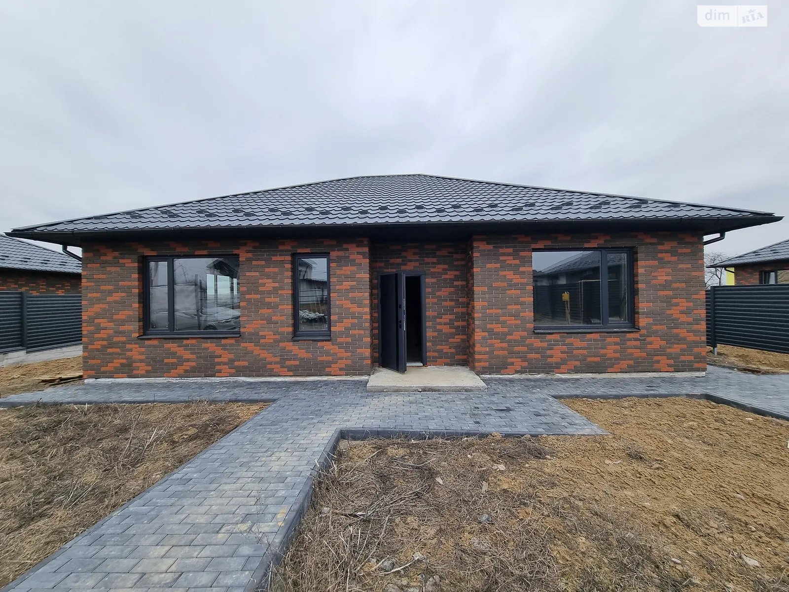 Продається одноповерховий будинок 105 кв. м з балконом, цена: 75000 $ - фото 1