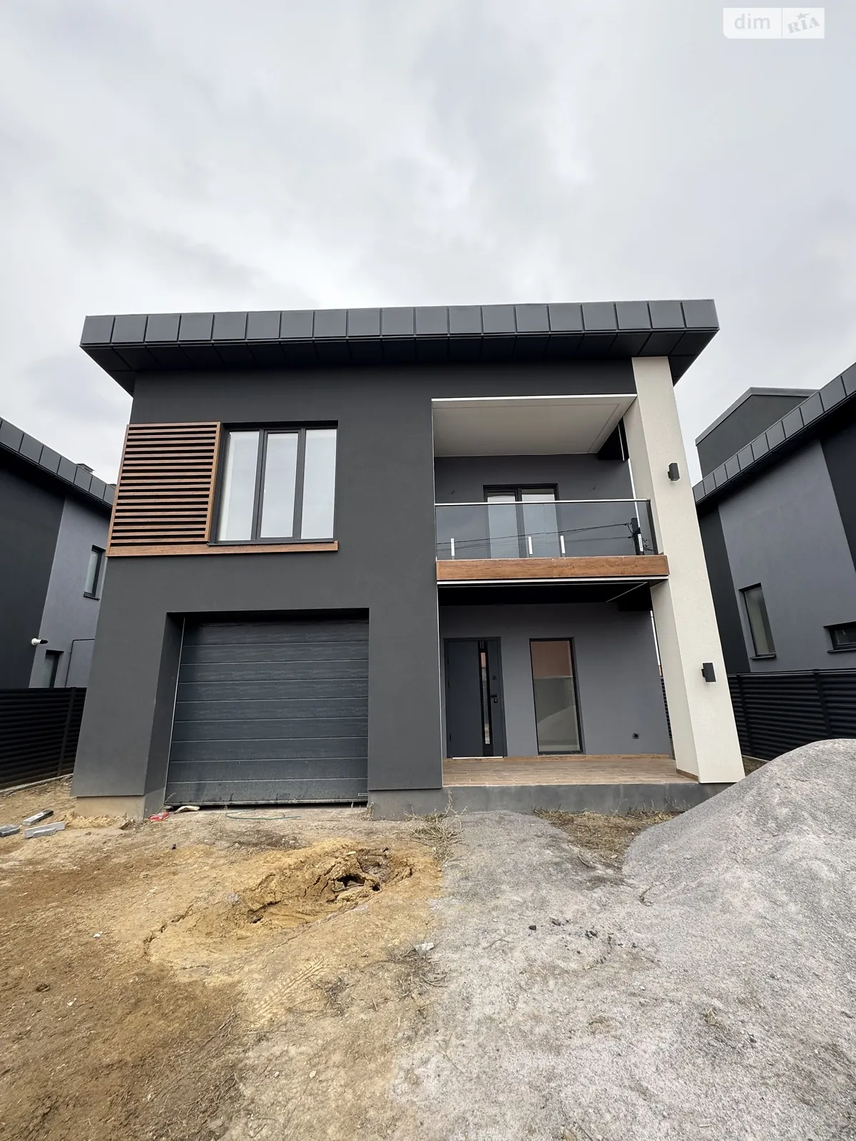 Продається будинок 2 поверховий 210 кв. м з меблями, цена: 165000 $ - фото 1