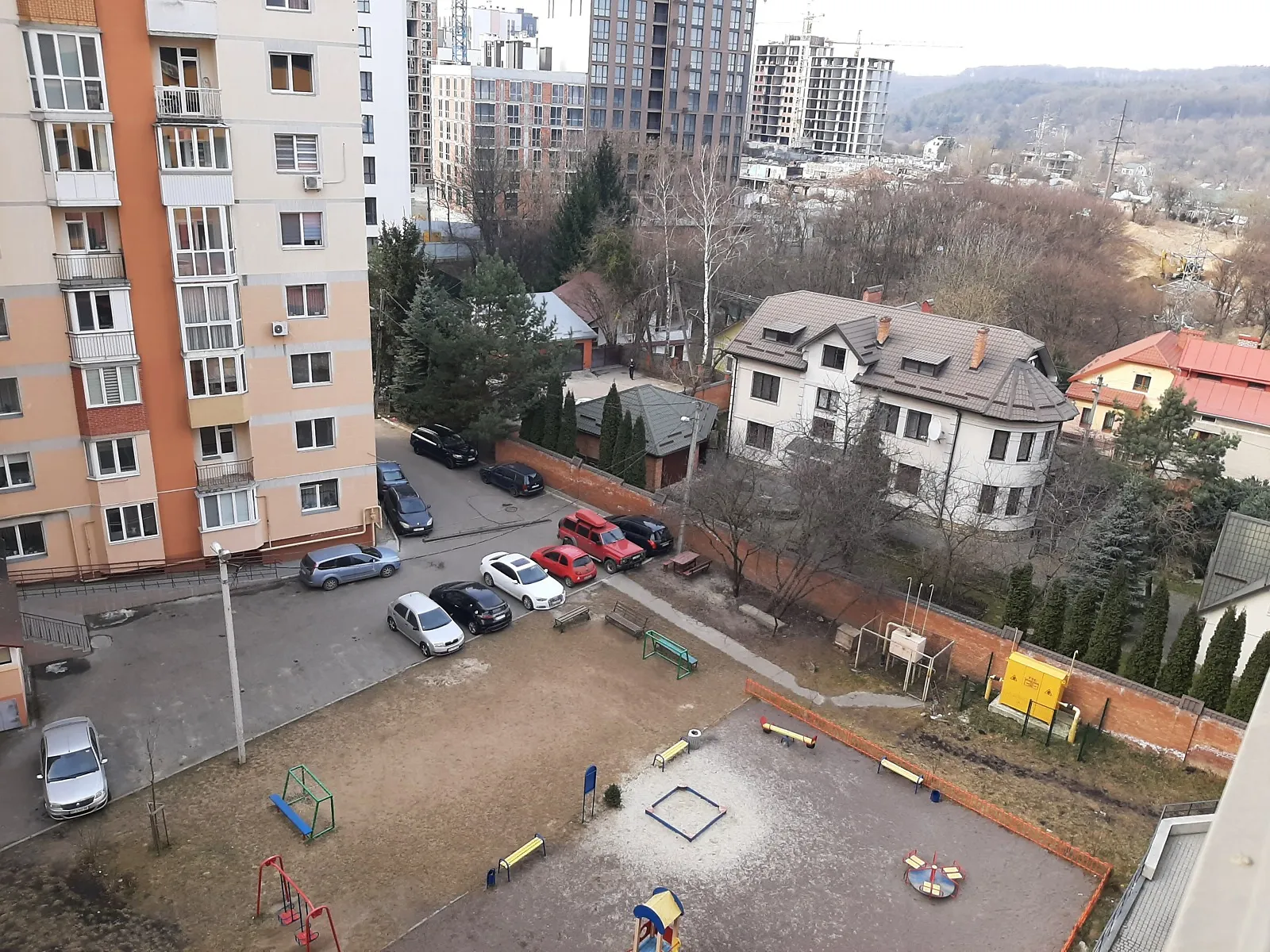 Продается 2-комнатная квартира 75.5 кв. м в Львове, ул. Круглая, 5Б - фото 1