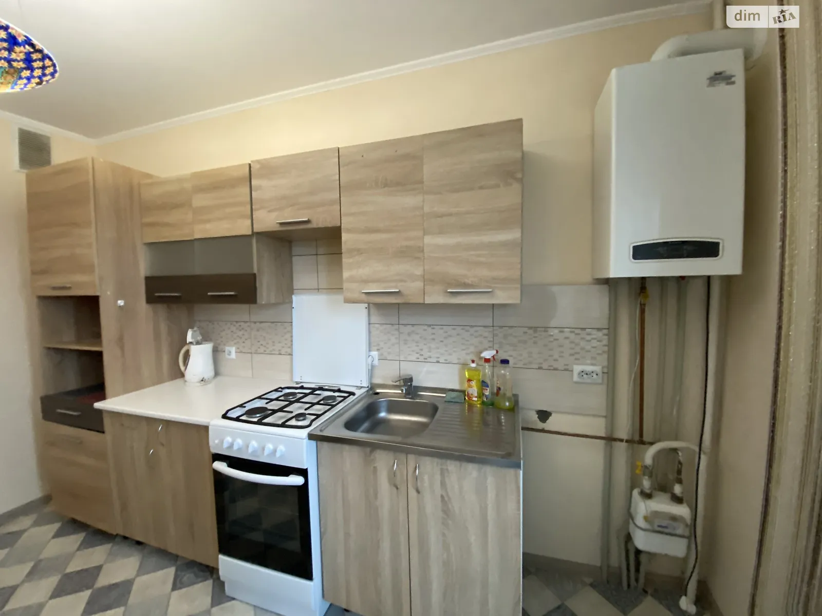 1-комнатная квартира 45 кв. м в Тернополе, ул. Белогорская - фото 1