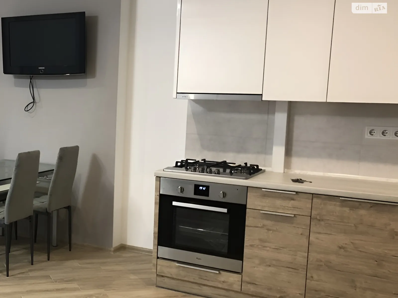 Сдается в аренду 1-комнатная квартира 64 кв. м в Львове, ул. Городницкая - фото 1