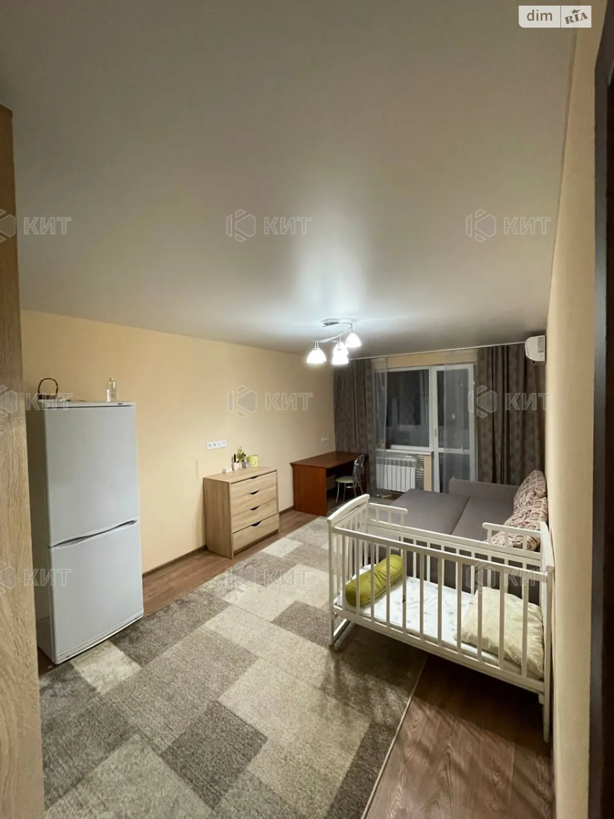 Продается 1-комнатная квартира 38 кв. м в Харькове, ул. Гвардейцев-Широнинцев, 13 - фото 1
