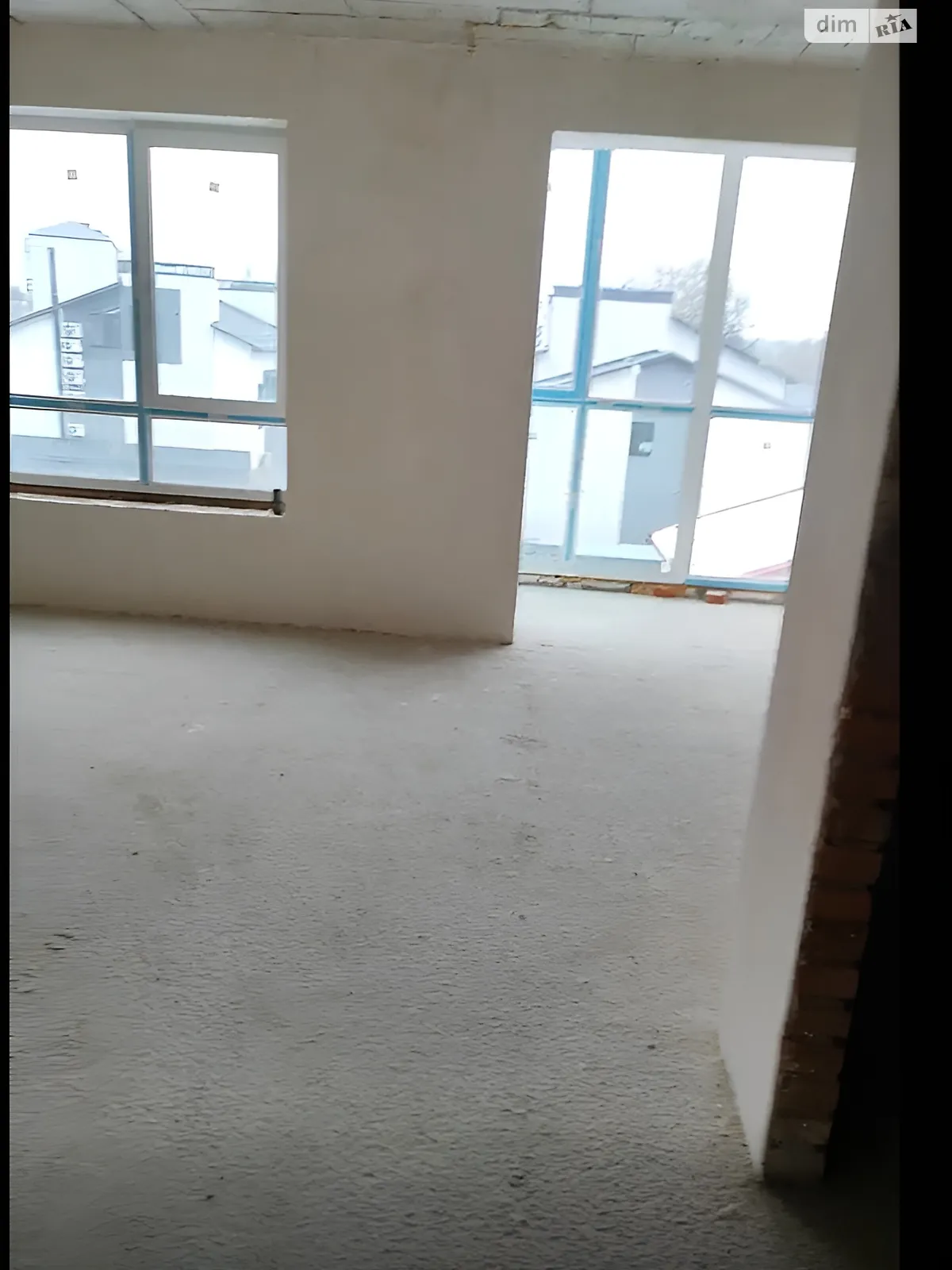 Продается 1-комнатная квартира 41 кв. м в Гостомеле, ул. Богдана Хмельницкого(Кирова), 1 - фото 1