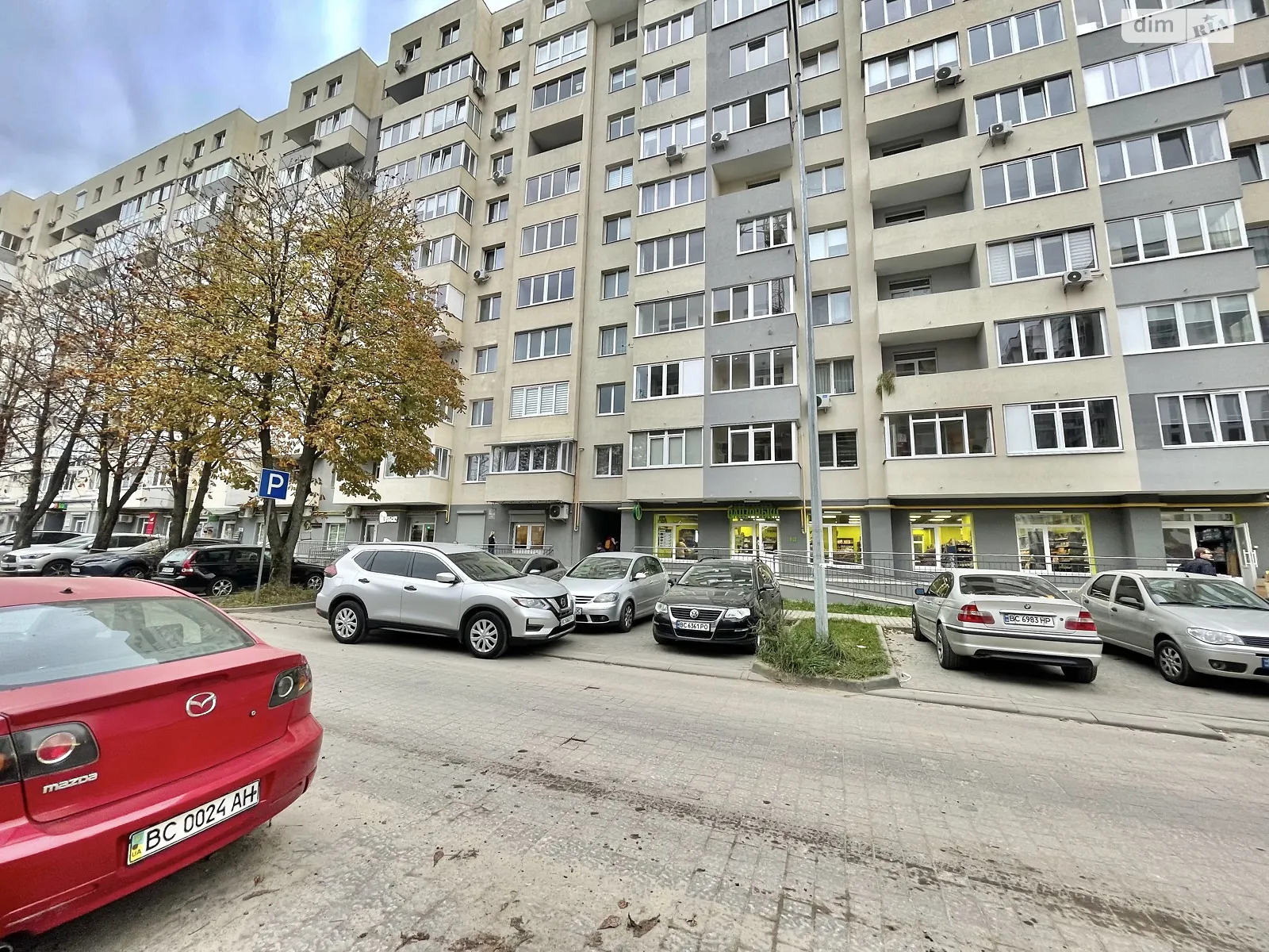 Сдается в аренду помещения свободного назначения 110 кв. м в 11-этажном здании, цена: 1300 $ - фото 1