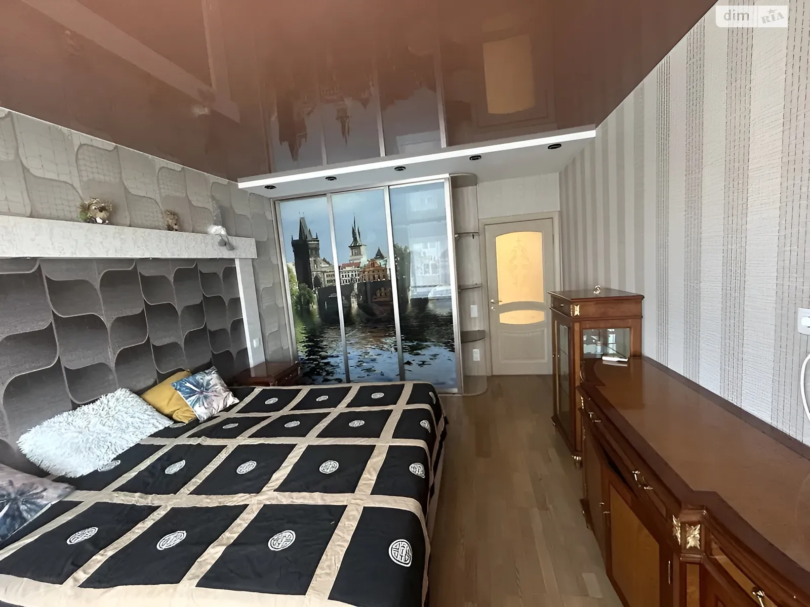 Сдается в аренду 2-комнатная квартира 78 кв. м в Киеве, ул. Краковская, 13Б - фото 1
