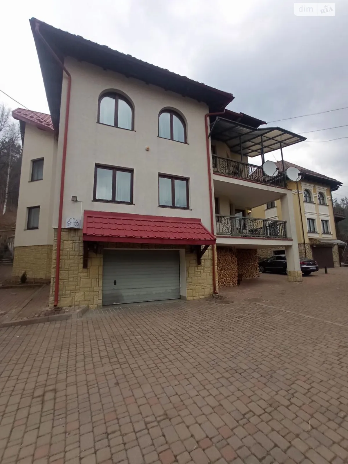 Продается дом на 2 этажа 433 кв. м с верандой, цена: 475000 $ - фото 1