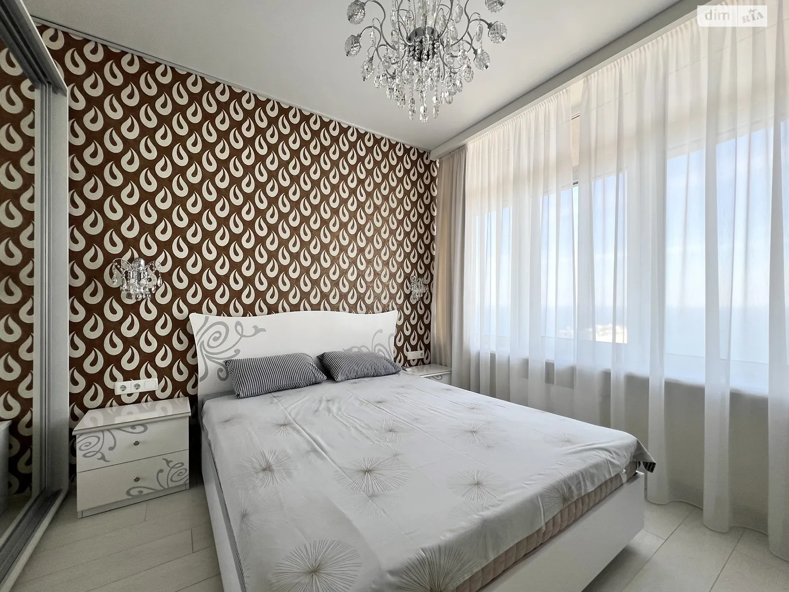 Здається в оренду 1-кімнатна квартира 50 кв. м у Одесі, вул. Валерія Самофалова, 16А/5 - фото 1