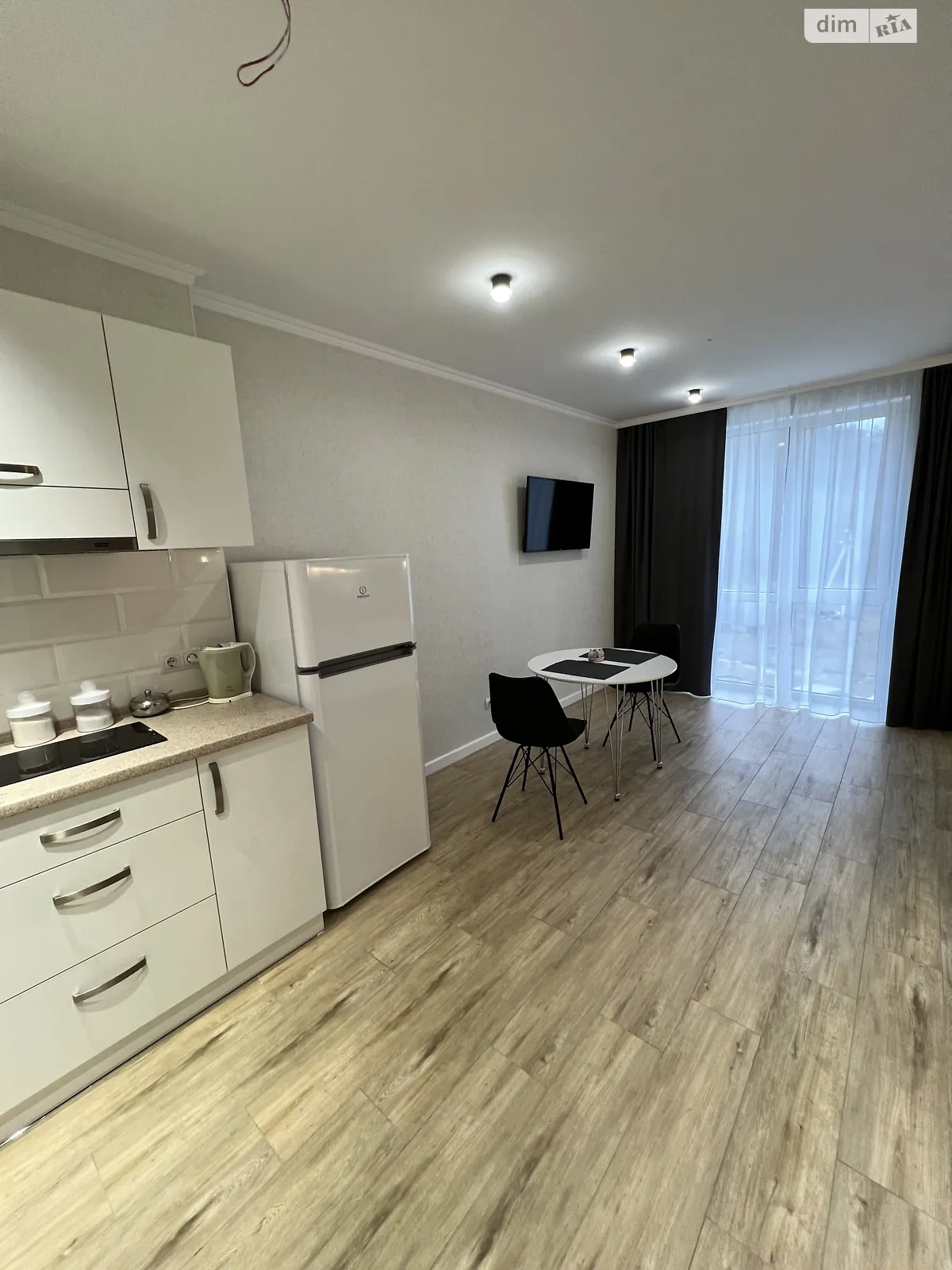 Продається 1-кімнатна квартира 32 кв. м у Голубиному, цена: 80000 $ - фото 1