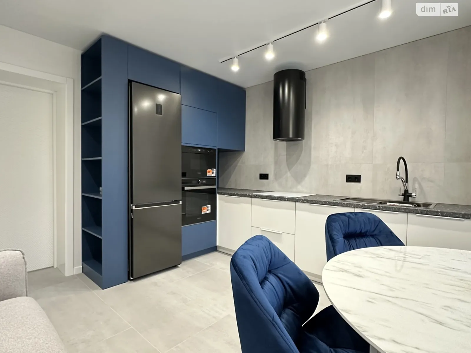 Продается 2-комнатная квартира 78 кв. м в Хмельницком, ул. Плоская, 21 - фото 1