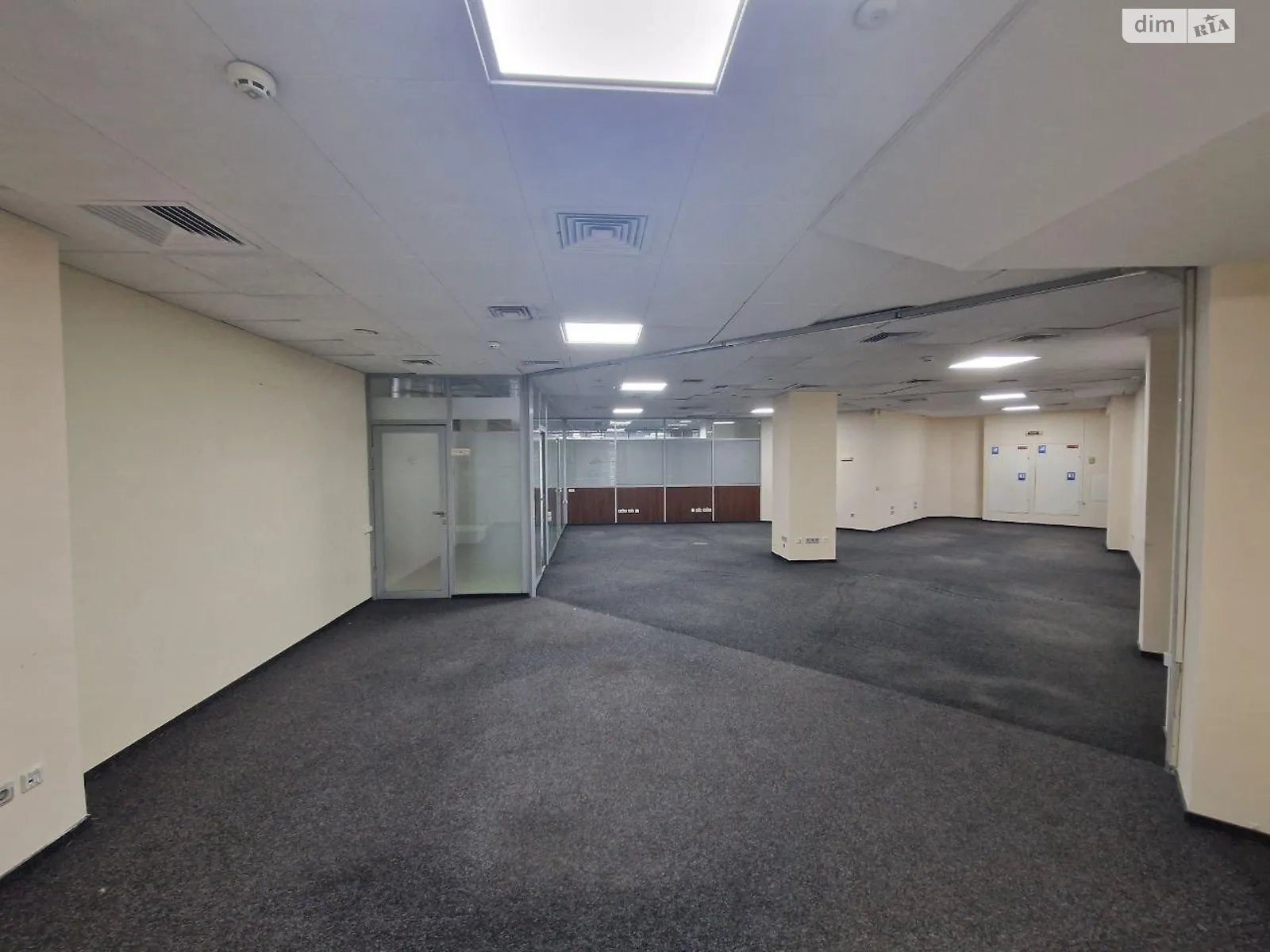 Здається в оренду офіс 680 кв. м в бізнес-центрі, цена: 6100 $ - фото 1