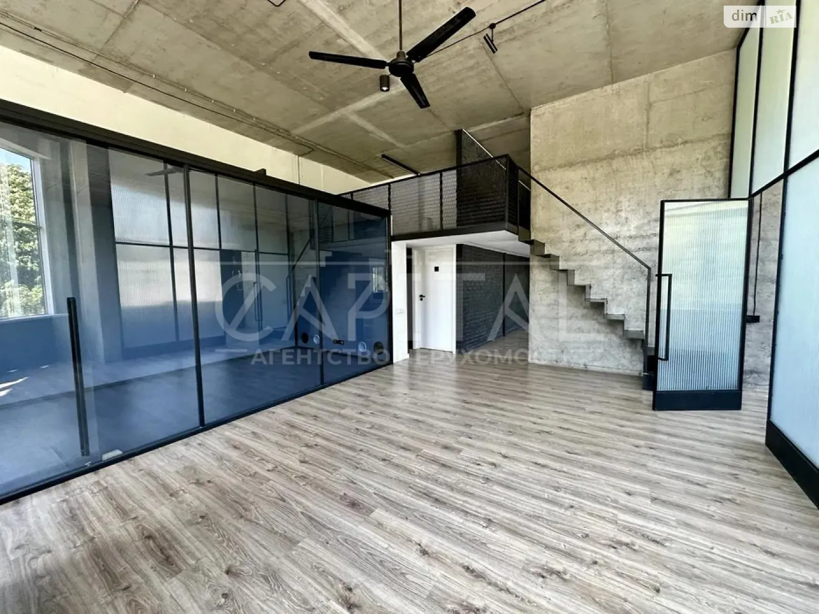 Продается офис 161 кв. м в бизнес-центре, цена: 450000 $ - фото 1
