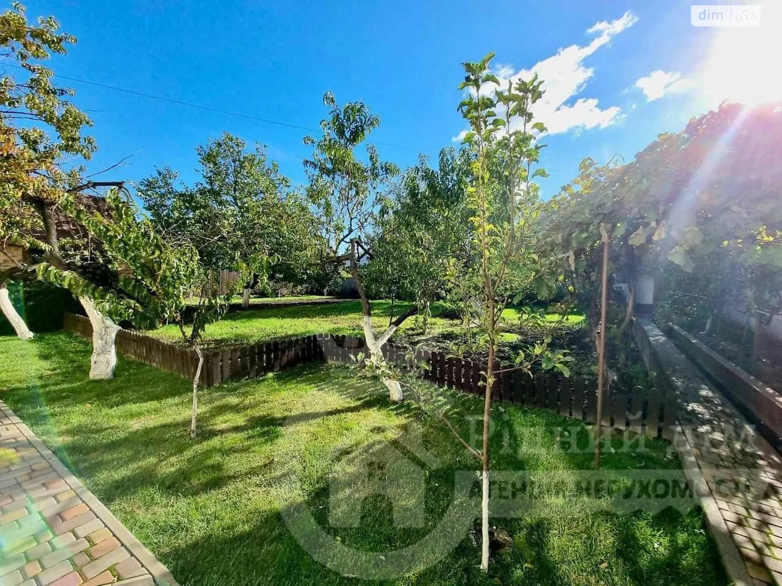 Продается дом на 2 этажа 279.4 кв. м с мансардой, цена: 180000 $ - фото 1