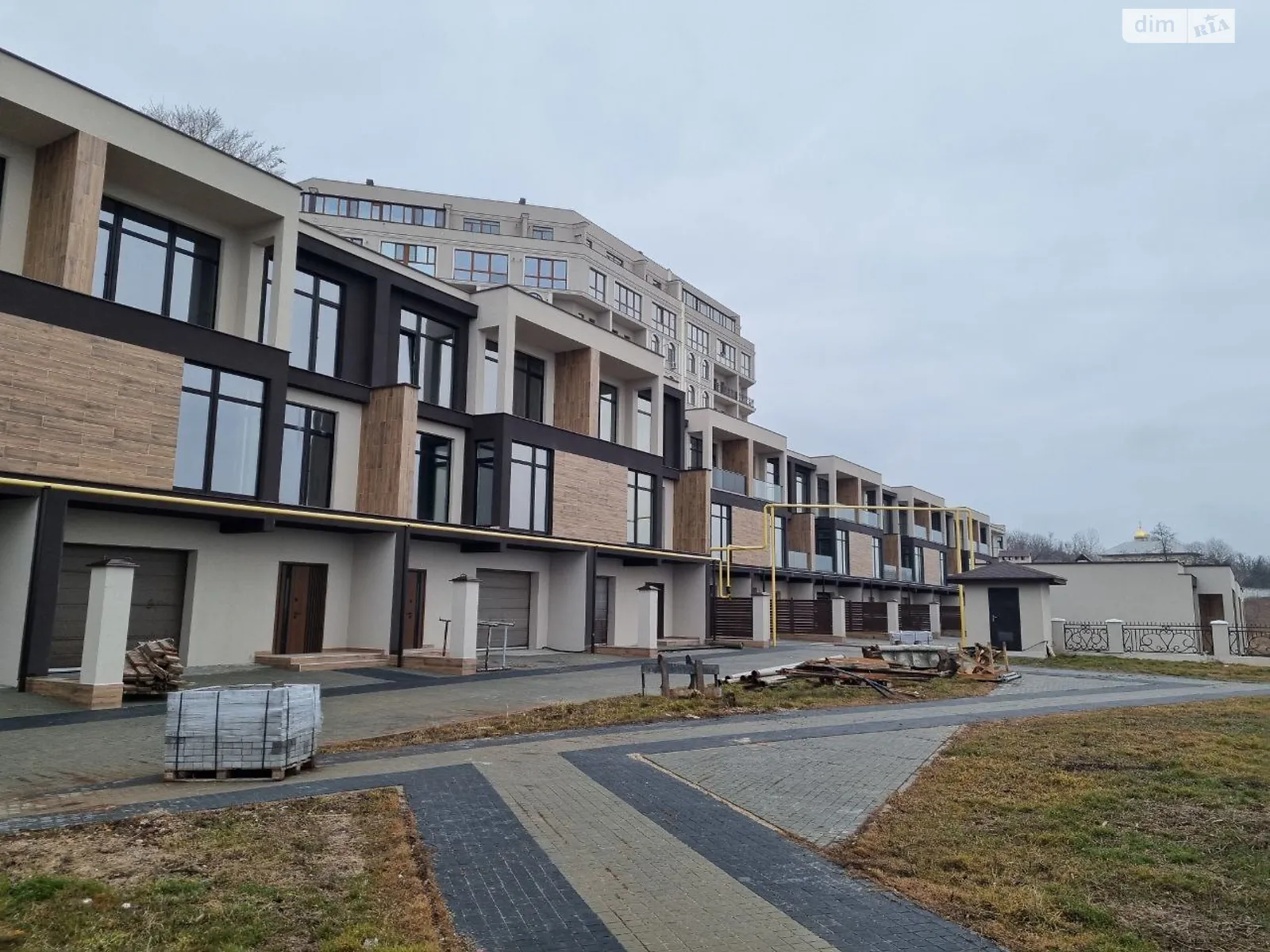 Продается 4-комнатная квартира 130 кв. м в Одессе, ул. Дача Ковалевского - фото 1