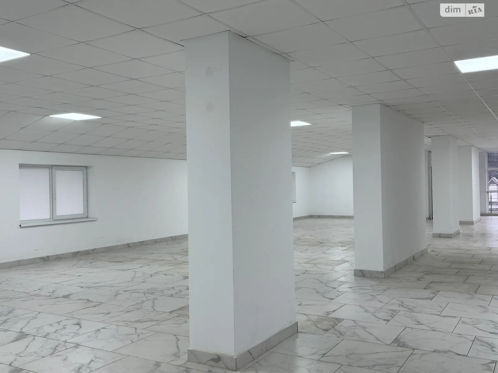 Сдается в аренду помещения свободного назначения 280 кв. м в 2-этажном здании, цена: 33000 грн - фото 1