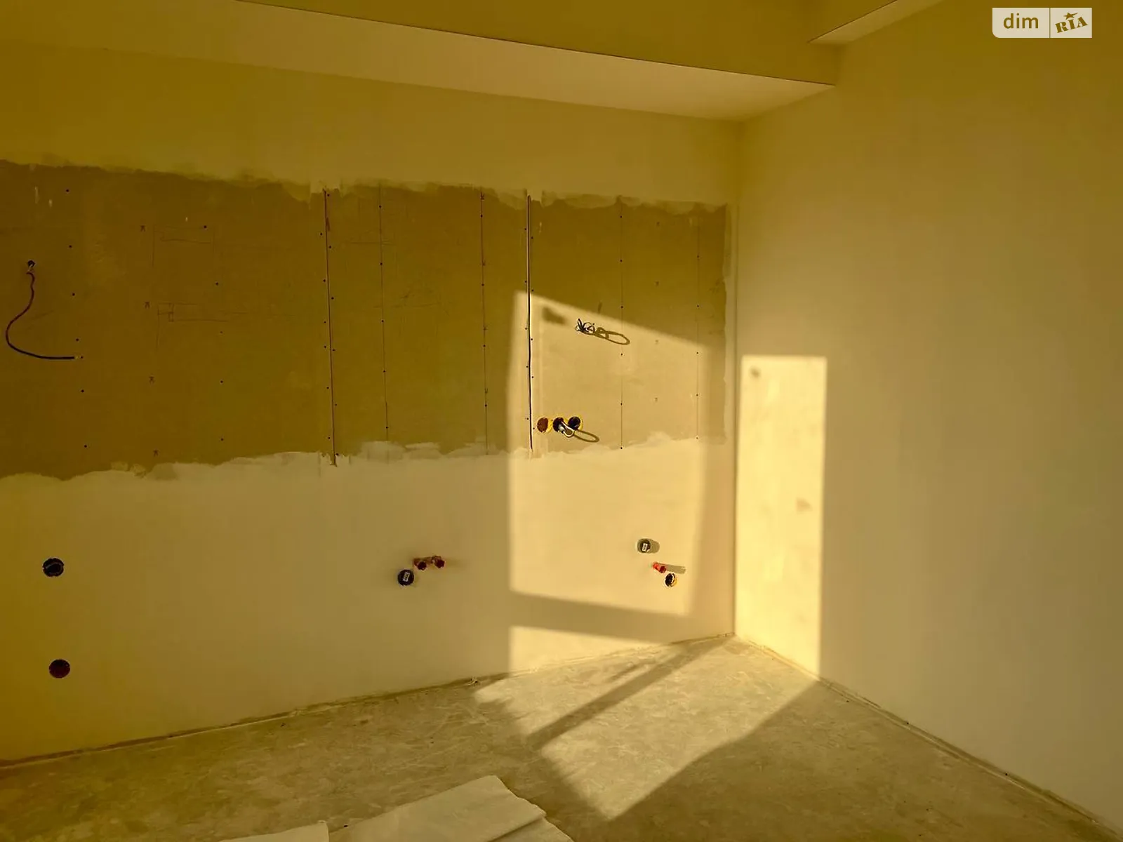 Продается одноэтажный дом 87.5 кв. м с гаражом, цена: 75000 $ - фото 1