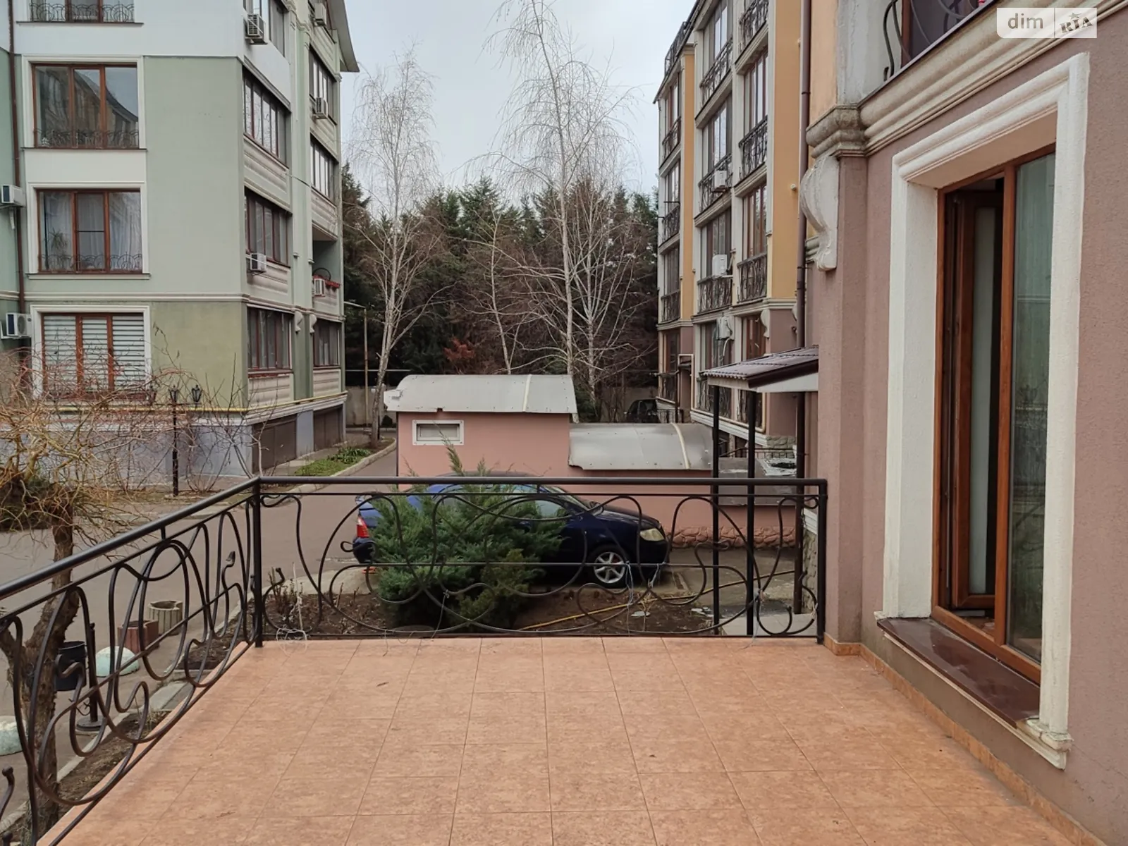 Продается 1-комнатная квартира 50 кв. м в Одессе, ул. Таирова - фото 1