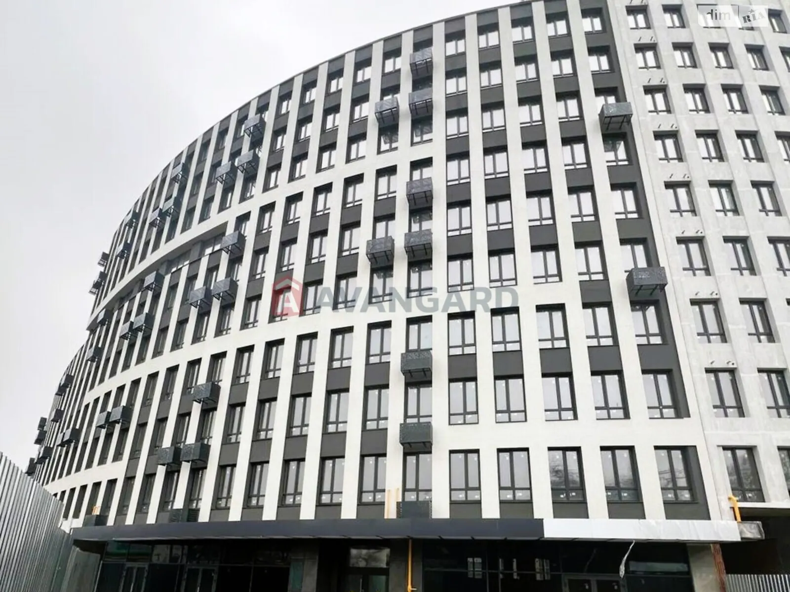 Продається 1-кімнатна квартира 54.8 кв. м у Львові, вул. Замарстинівська, 170 - фото 1
