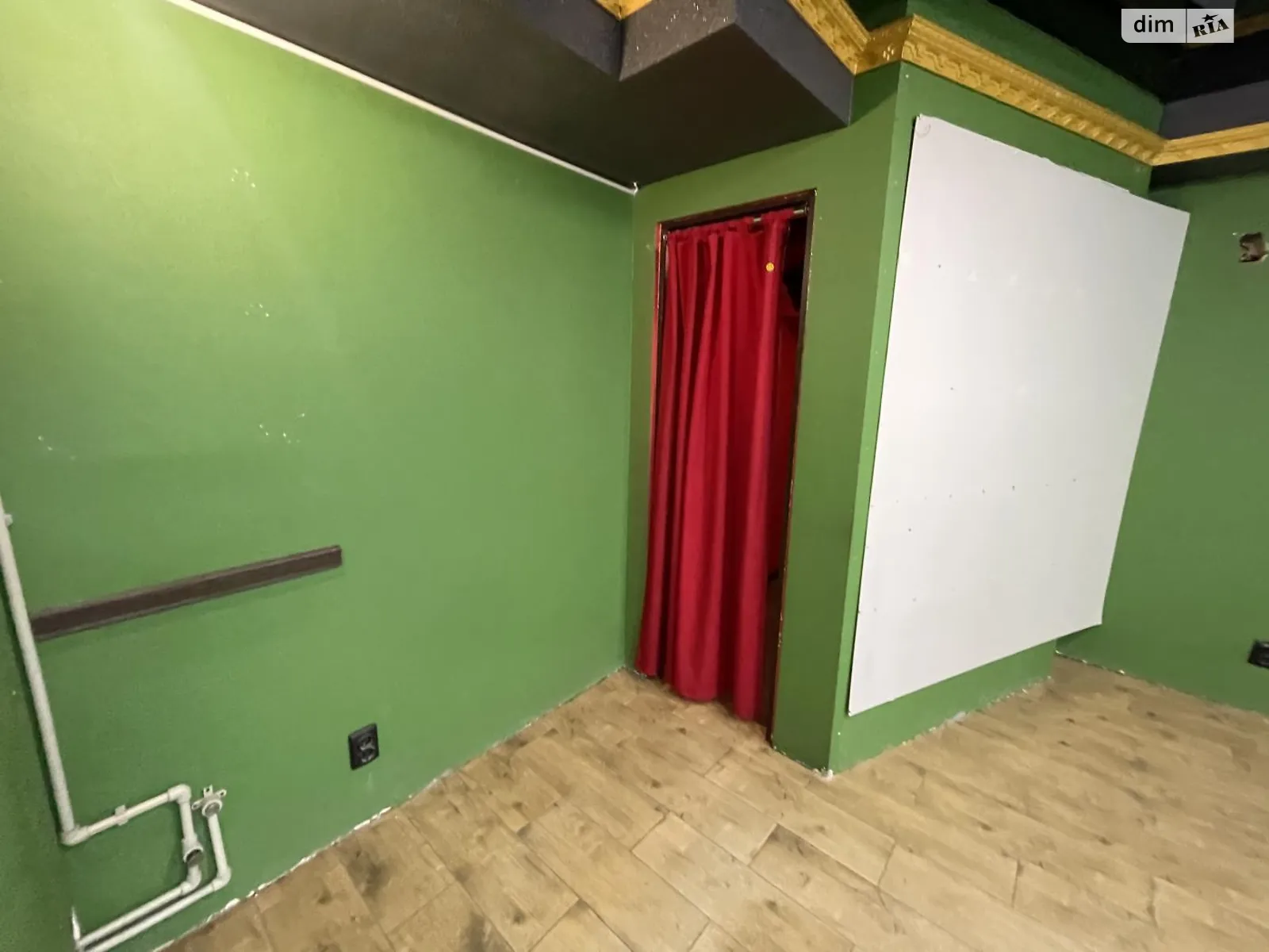 Сдается в аренду офис 56 кв. м в бизнес-центре, цена: 12000 грн - фото 1