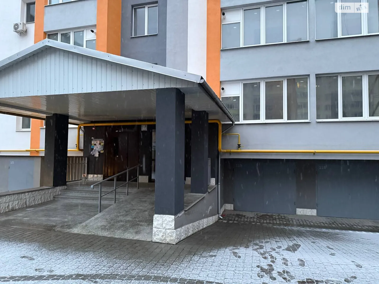 Продається окремий гараж під легкове авто на 23 кв. м, цена: 13600 $ - фото 1