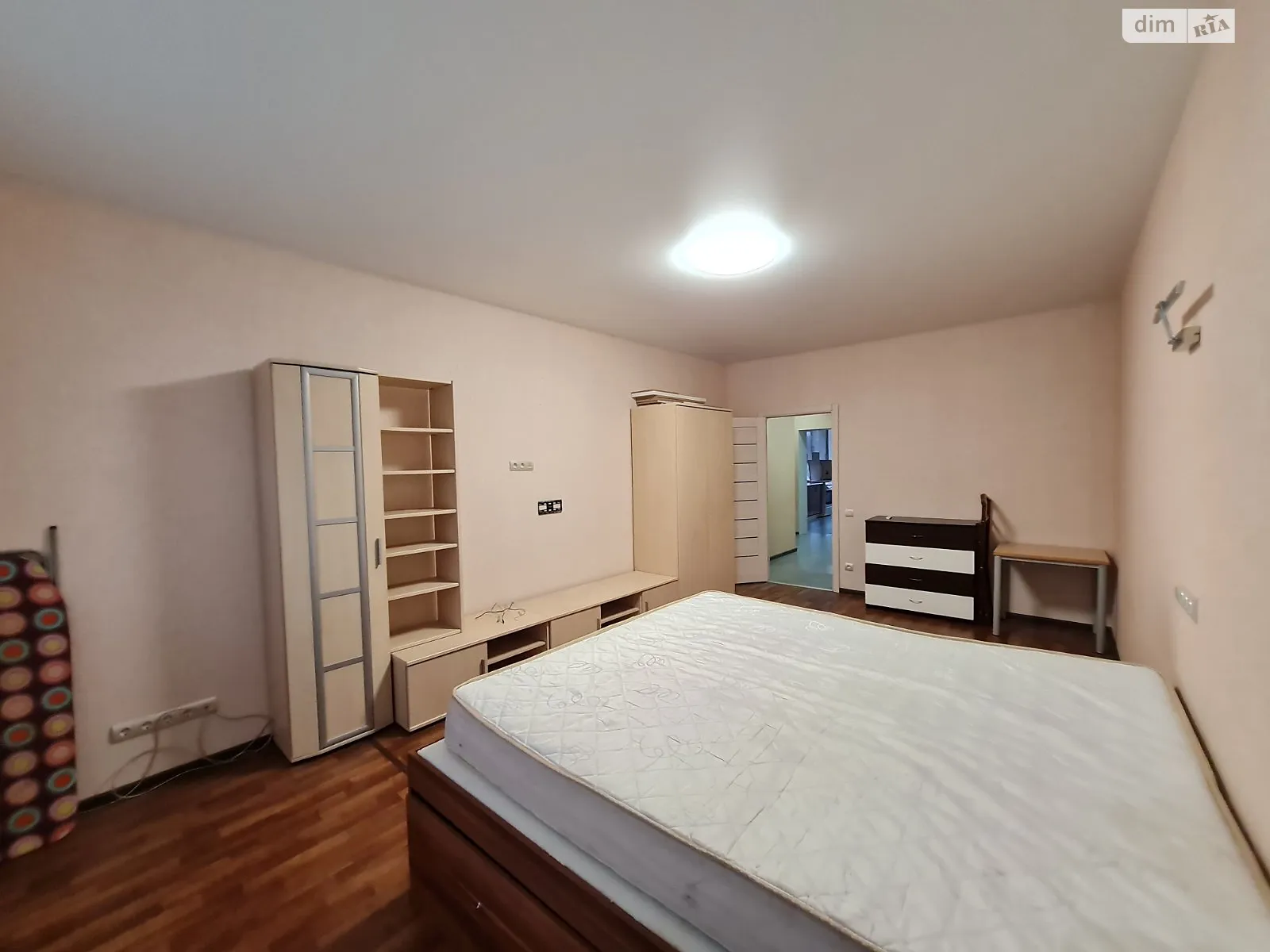 Продается 2-комнатная квартира 70.3 кв. м в Ирпене, вул. Мечникова, 103 - фото 1