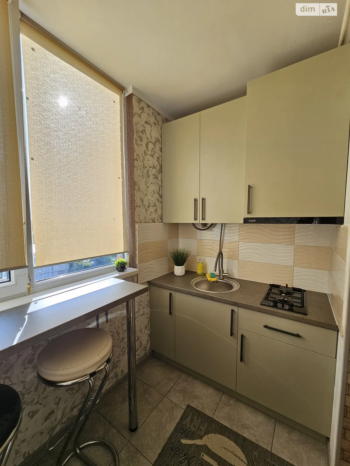 1-комнатная квартира 42 кв. м в Луцке - фото 1
