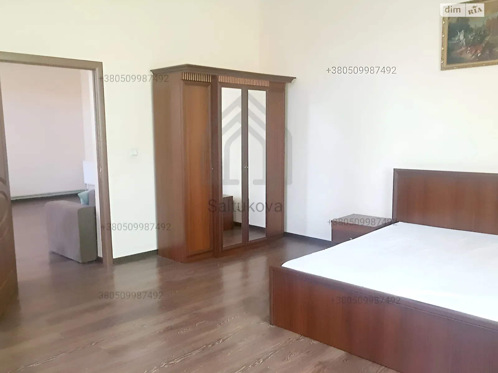 Продается 2-комнатная квартира 78 кв. м в Ужгороде, ул. Довженко, 4 - фото 1