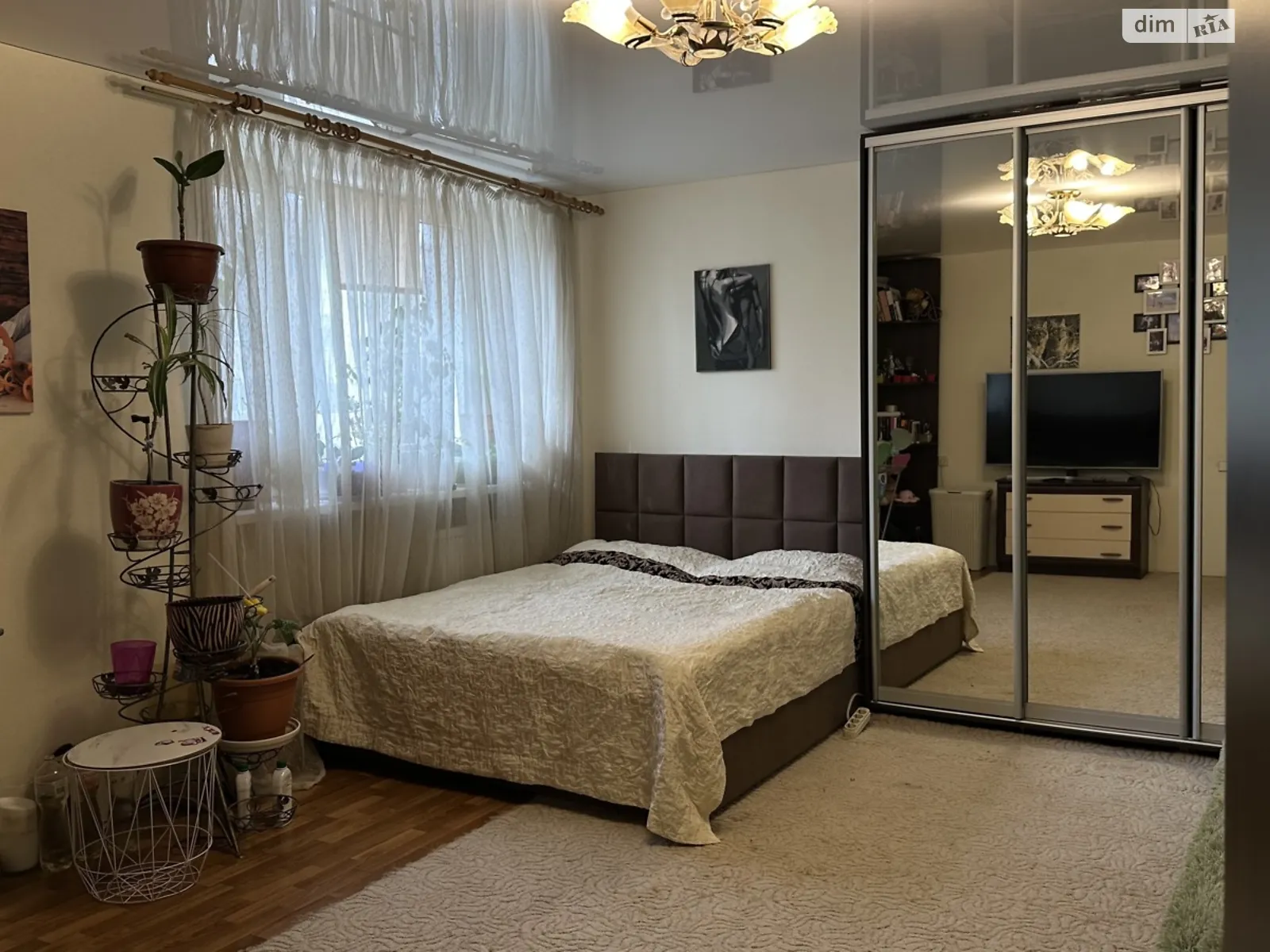 Продается 2-комнатная квартира 41 кв. м в Киеве, ул. Зодчих, 50В - фото 1
