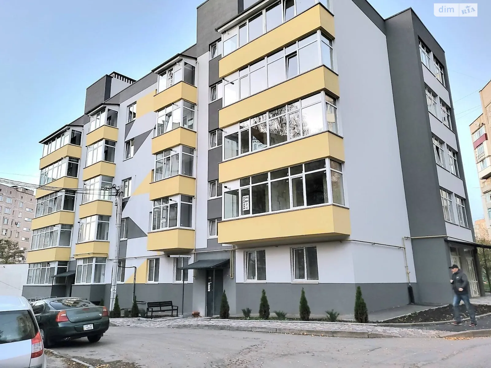 Продается 2-комнатная квартира 65.2 кв. м в Виннице, ул. Полевая, 8 - фото 1
