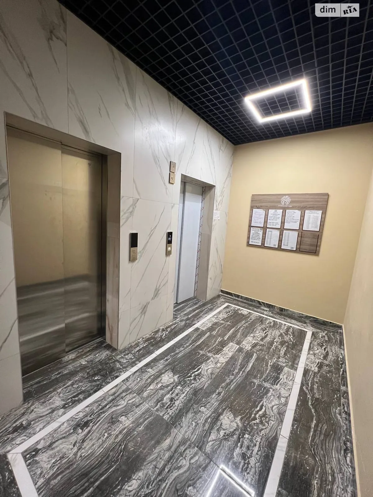 Продается 2-комнатная квартира 66.9 кв. м в Крыжановка, ул. Марсельская, 33/1 - фото 1