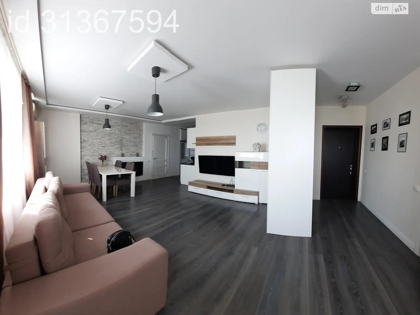 Продается 1-комнатная квартира 70.5 кв. м в Киеве, ул. Юрия Шумского, 1 - фото 1