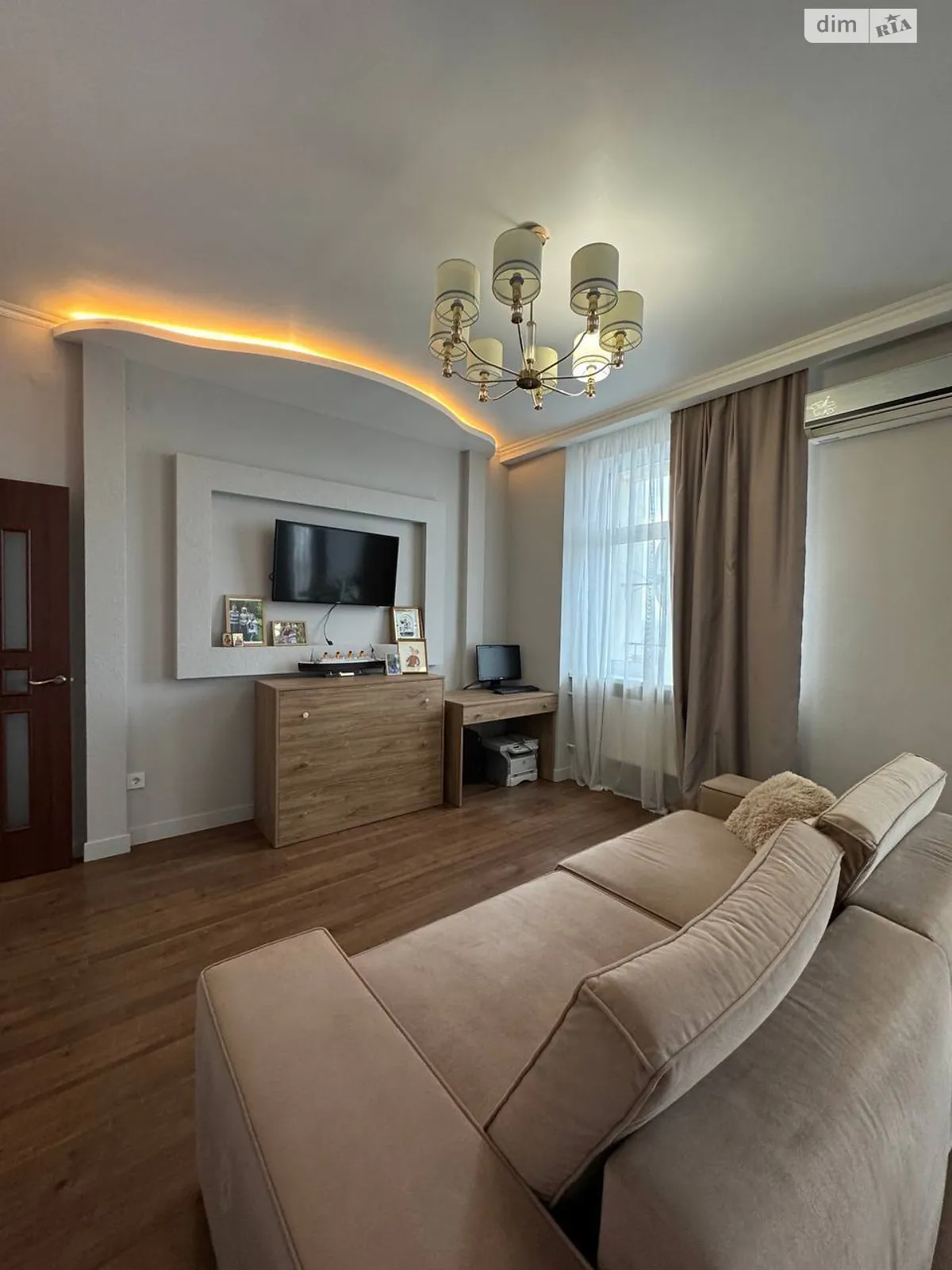 Продается 2-комнатная квартира 88 кв. м в Чайках, ул. Валерия Лобановского, 5 - фото 1