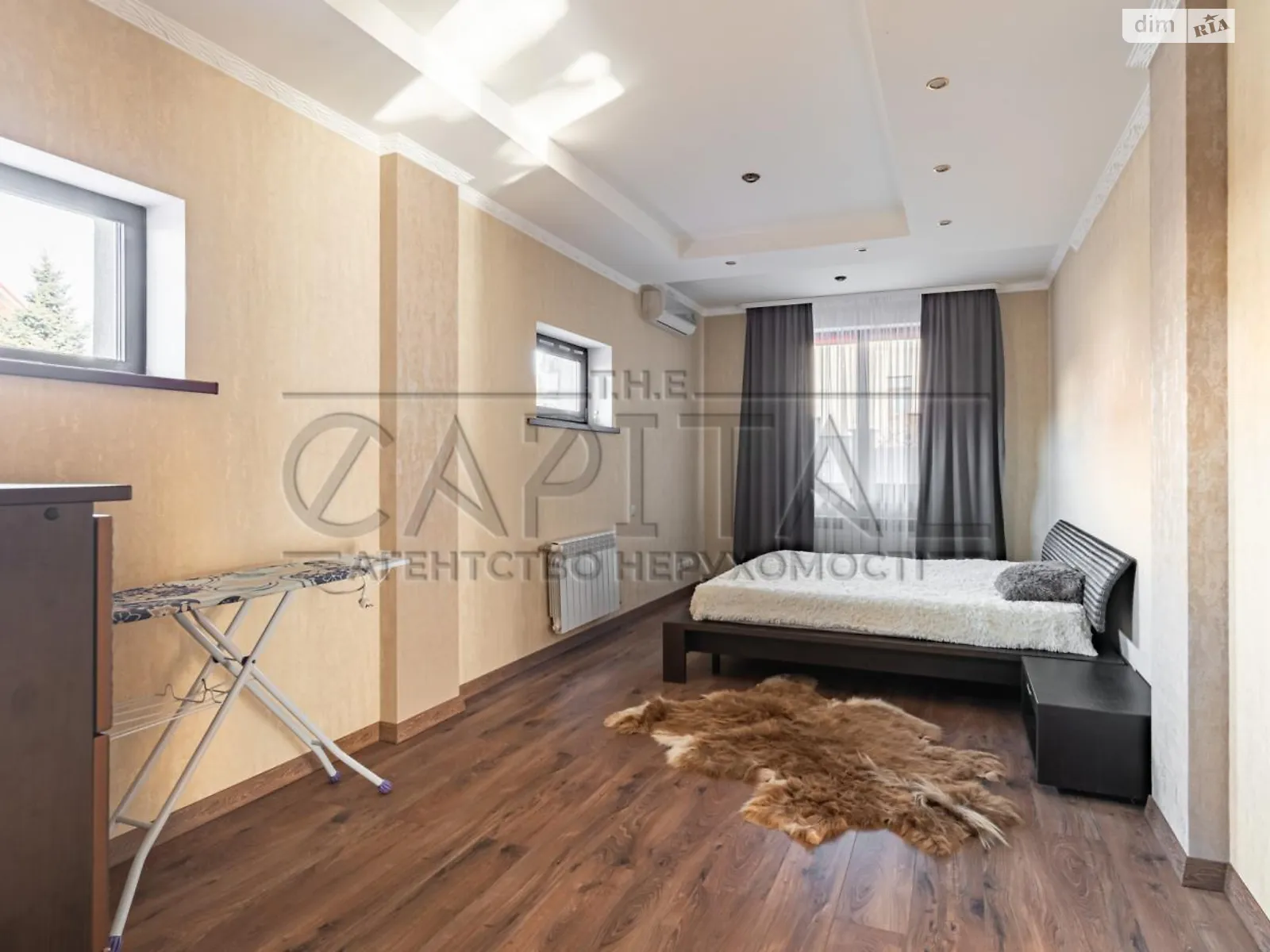 Продається будинок 3 поверховий 309.9 кв. м с басейном, цена: 190000 $ - фото 1