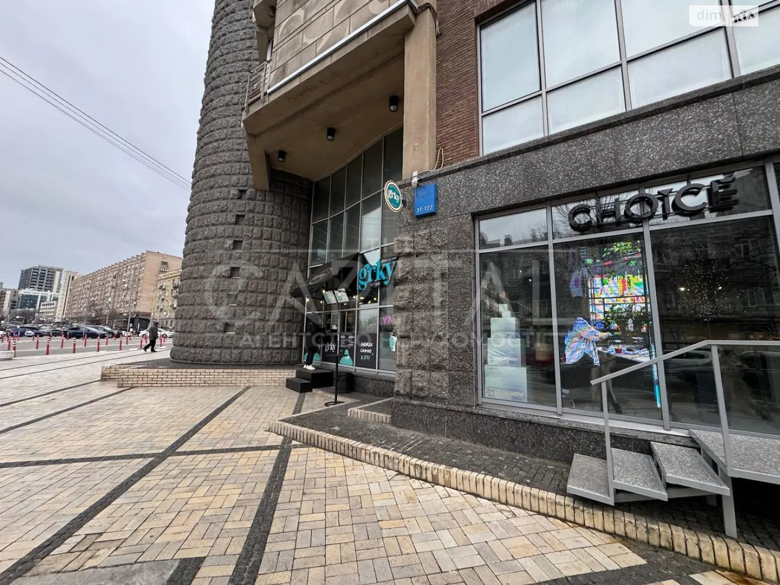 Здається в оренду приміщення вільного призначення 100 кв. м в 5-поверховій будівлі, цена: 1700 $ - фото 1