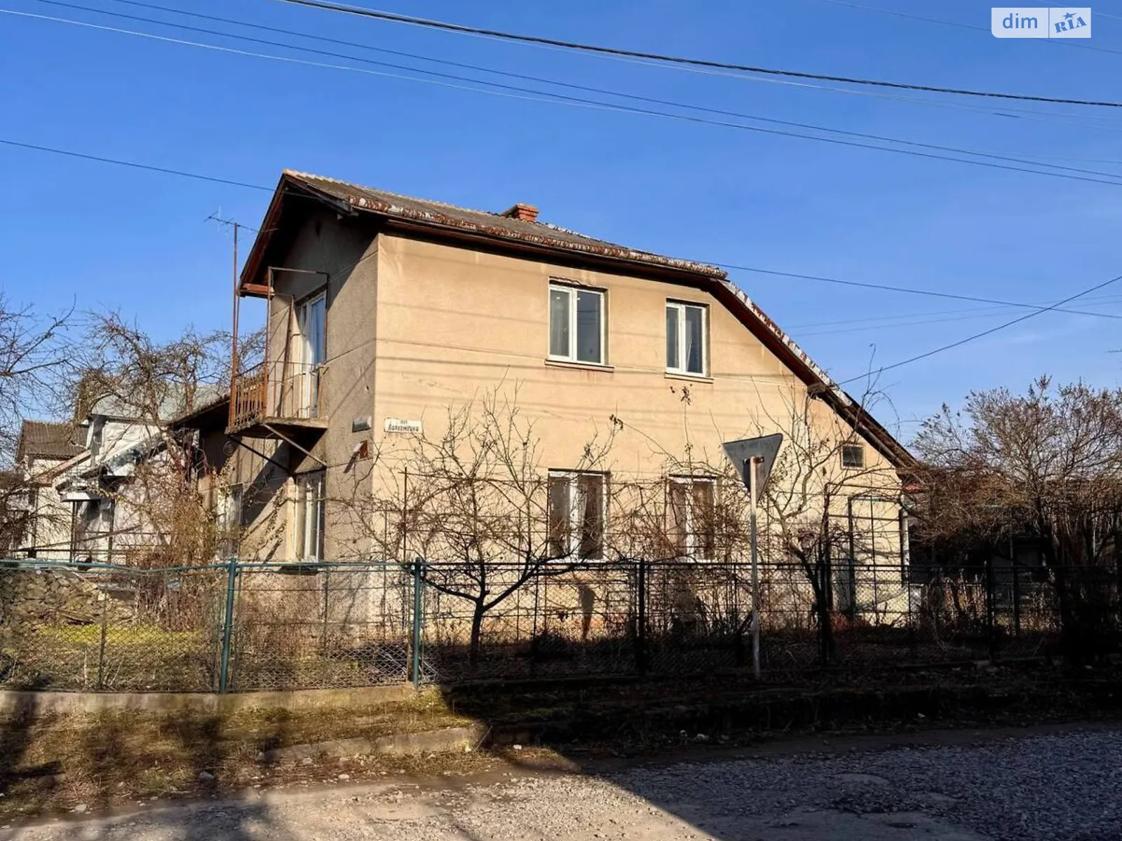 Продается дом на 2 этажа 128.4 кв. м с гаражом, цена: 110000 $ - фото 1