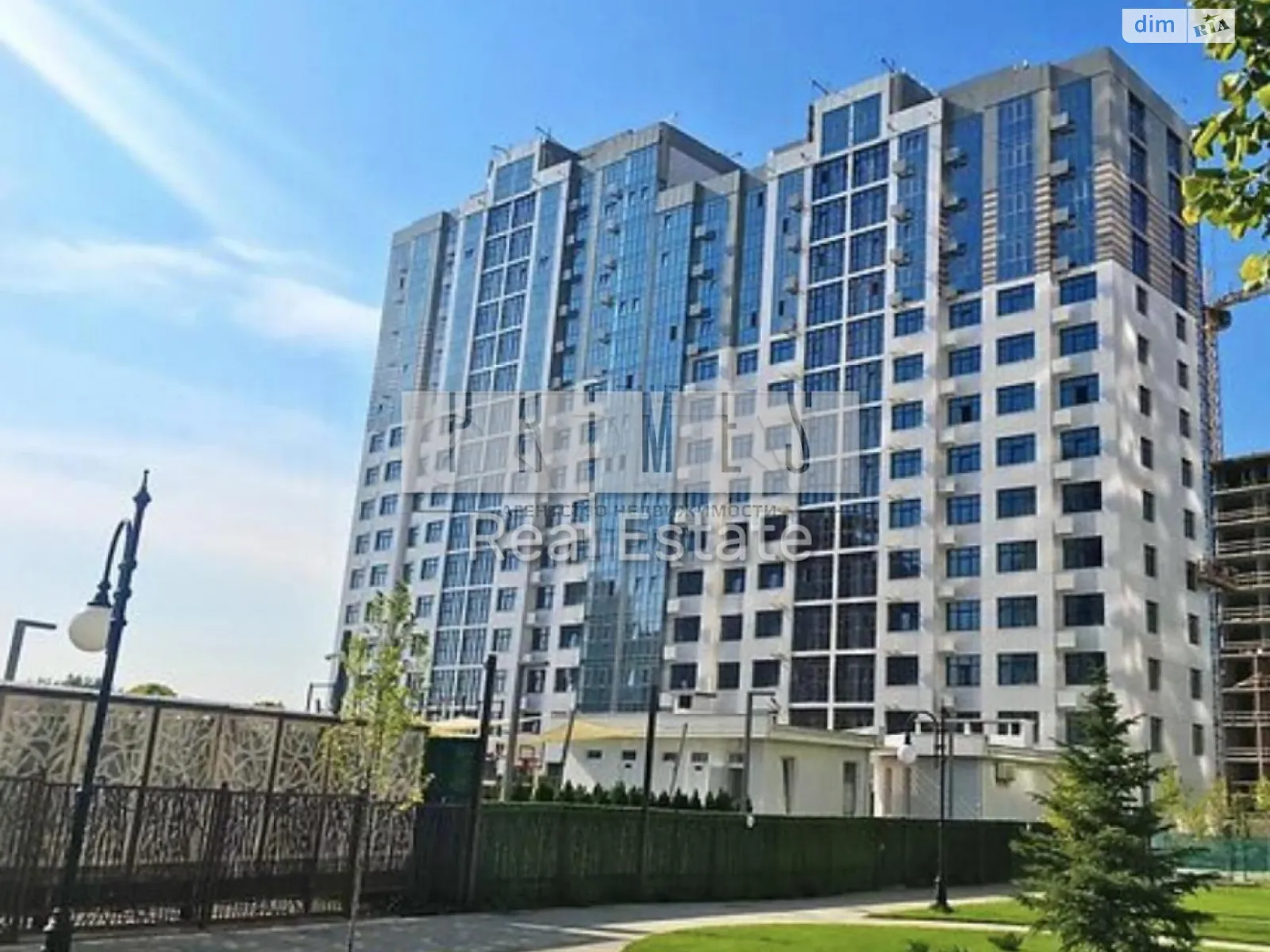 Продається 5-кімнатна квартира 370 кв. м у Києві, вул. Андрія Верхогляда(Драгомирова), 15А - фото 1