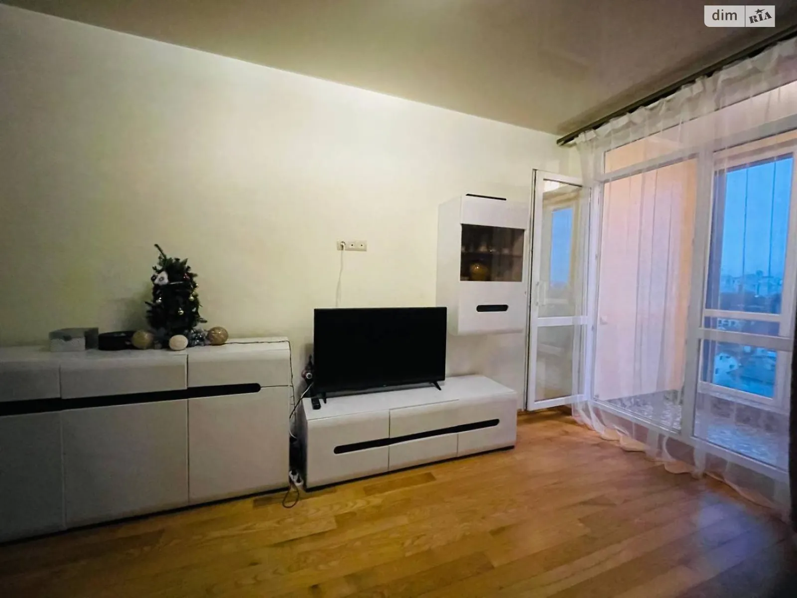 Продається 1-кімнатна квартира 48.7 кв. м у Львові, вул. В'ячеслава Липинського, 26 - фото 1