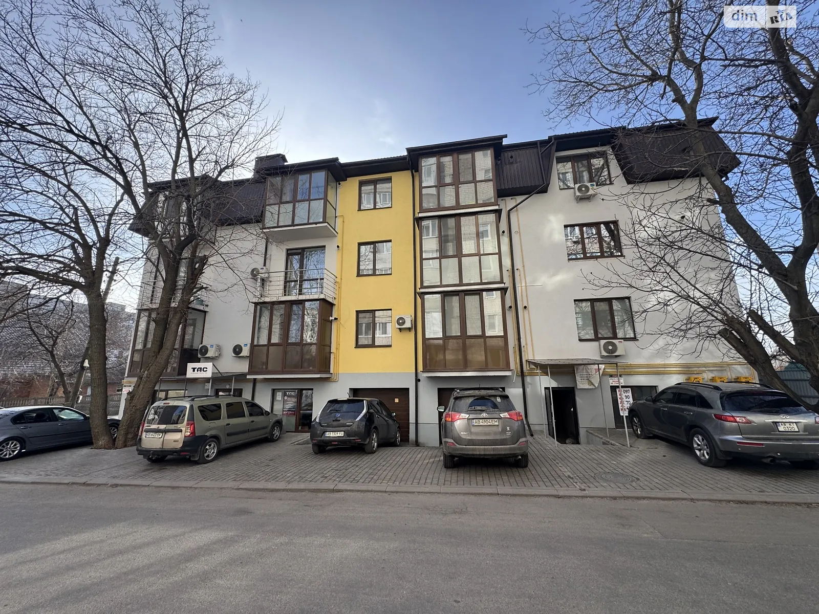 Продається приміщення вільного призначення 70 кв. м в 4-поверховій будівлі, цена: 73500 $ - фото 1