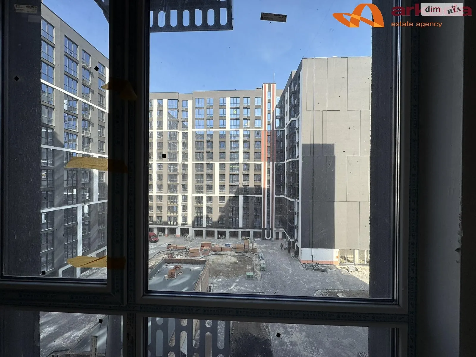 Продается 1-комнатная квартира 39 кв. м в Ивано-Франковске, ул. Вовчинецька - фото 1