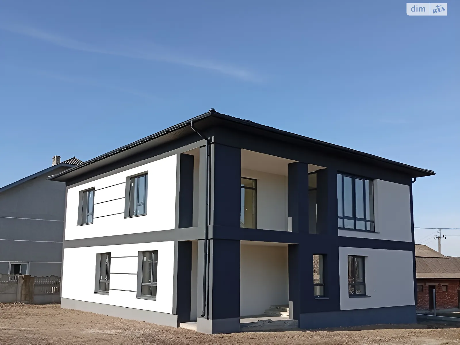 Продається будинок 2 поверховий 210 кв. м з садом, цена: 135000 $ - фото 1