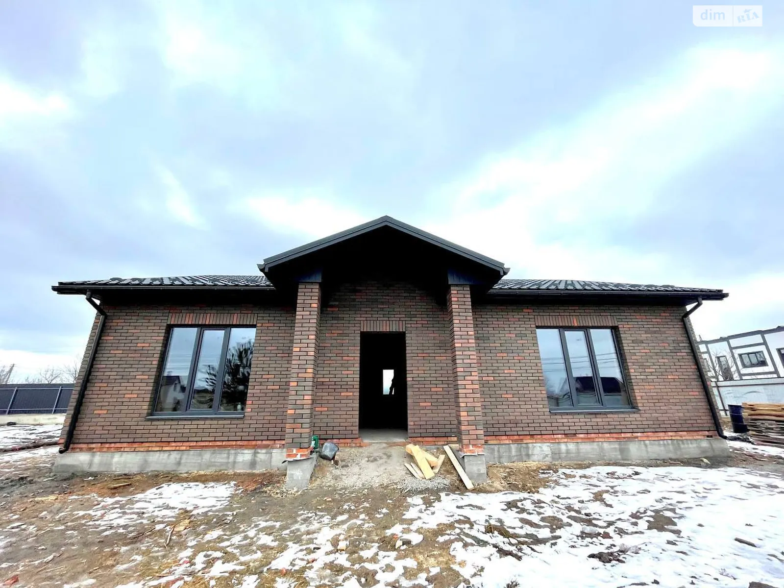 Продается одноэтажный дом 106 кв. м с мебелью, цена: 80000 $ - фото 1