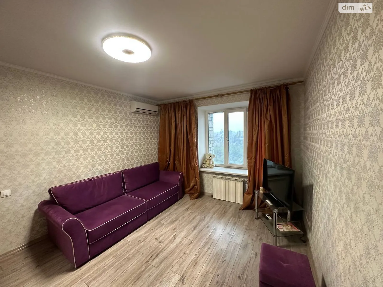 Продается 2-комнатная квартира 58.6 кв. м в Киеве, ул. Алматинская, 41Б - фото 1