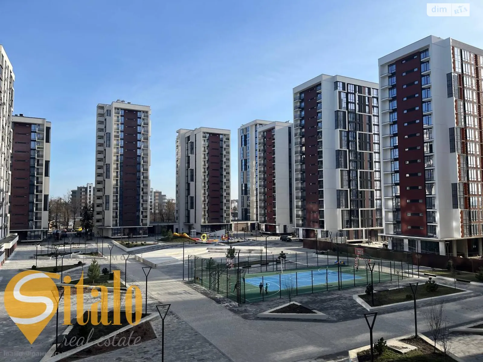Продается 1-комнатная квартира 43 кв. м в Ивано-Франковске, ул. Ленкавского, 34 - фото 1