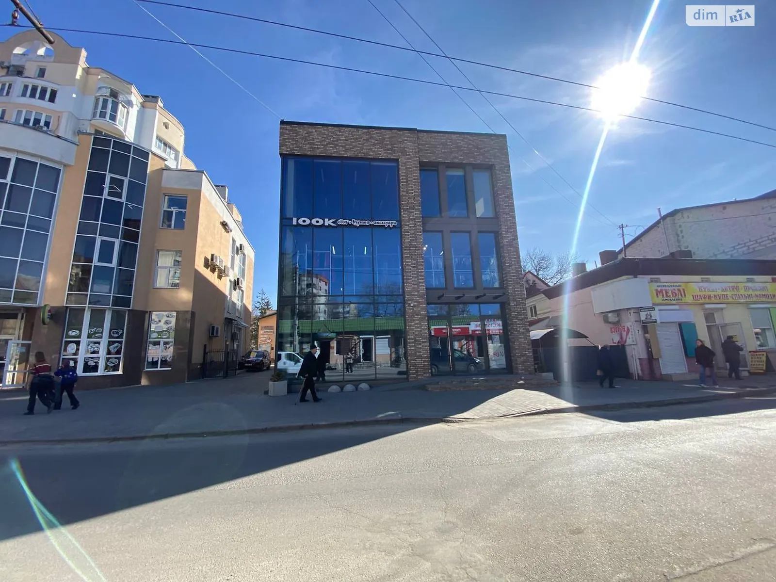 Сдается в аренду офис 283.7 кв. м в бизнес-центре, цена: 85000 грн - фото 1