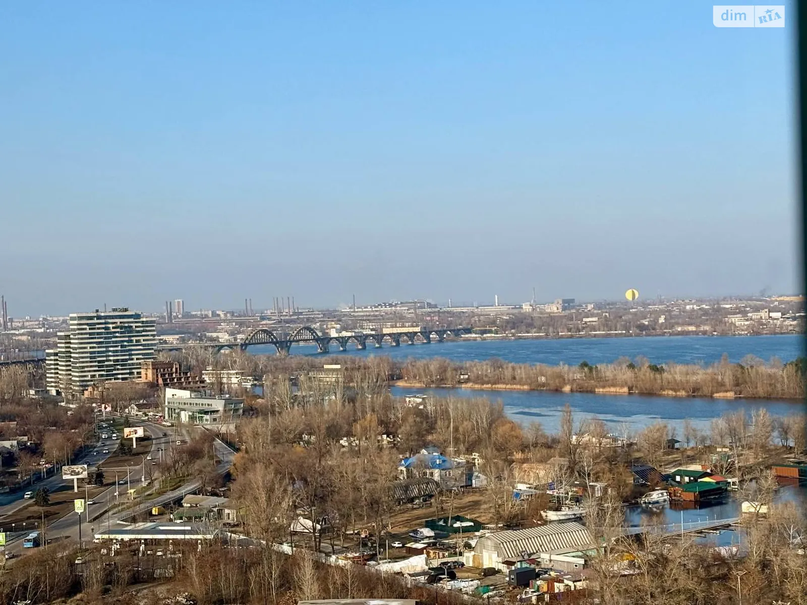 Продается 1-комнатная квартира 46 кв. м в Днепре, ул. Набережная Победы, 7 - фото 1