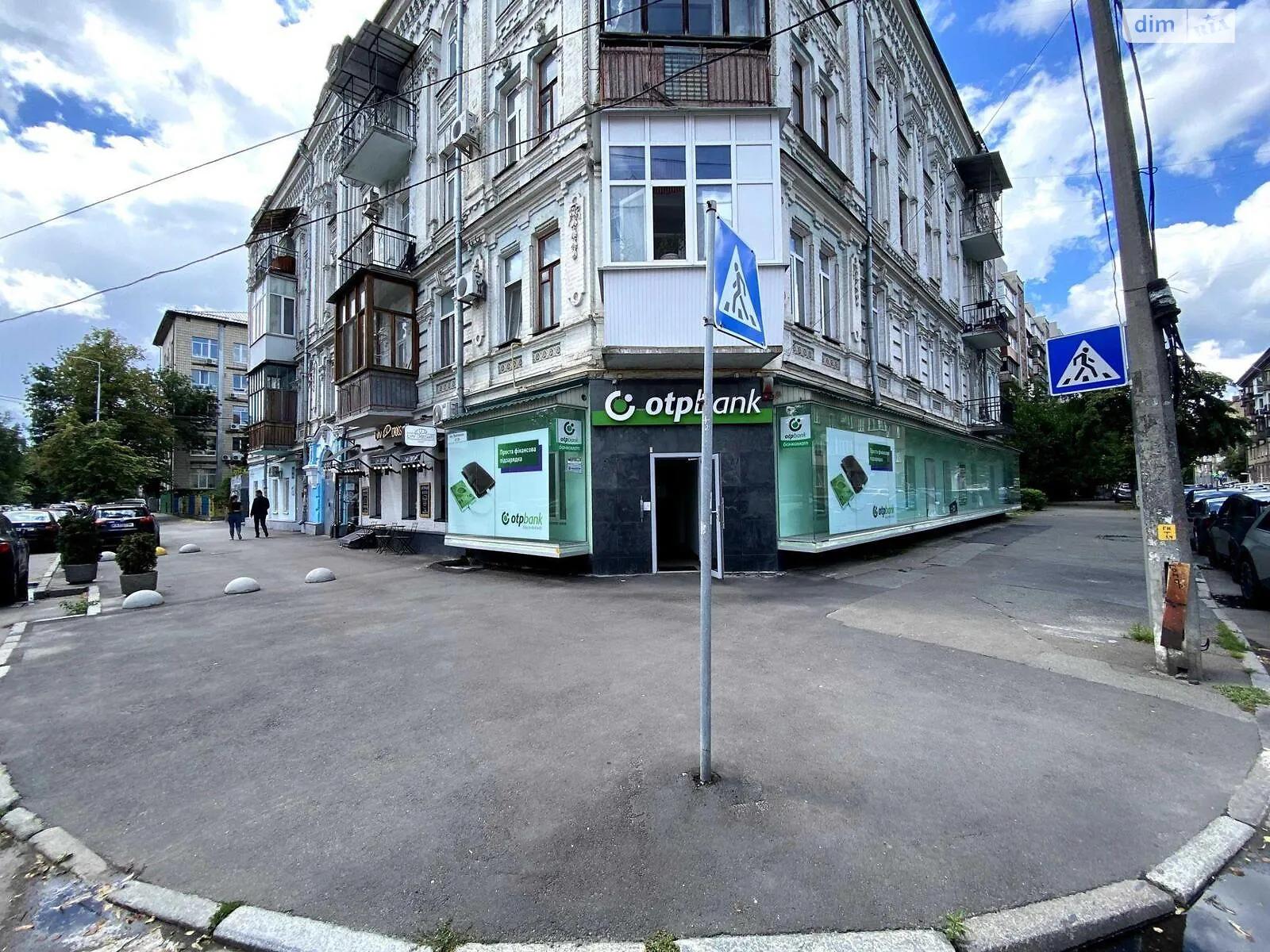 Здається в оренду офіс 179 кв. м в бізнес-центрі, цена: 2500 $ - фото 1