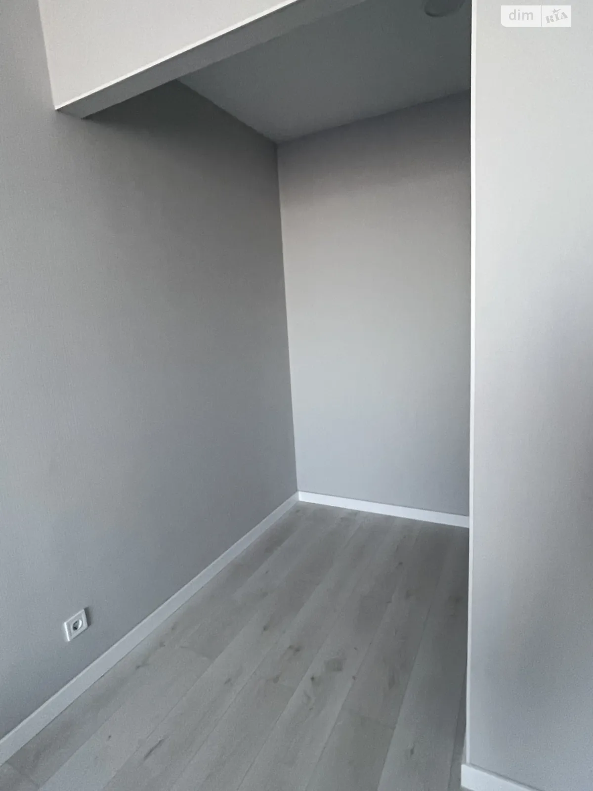 Продається 1-кімнатна квартира 42 кв. м у Гостомелі, вул. Остромирська, 49В - фото 1