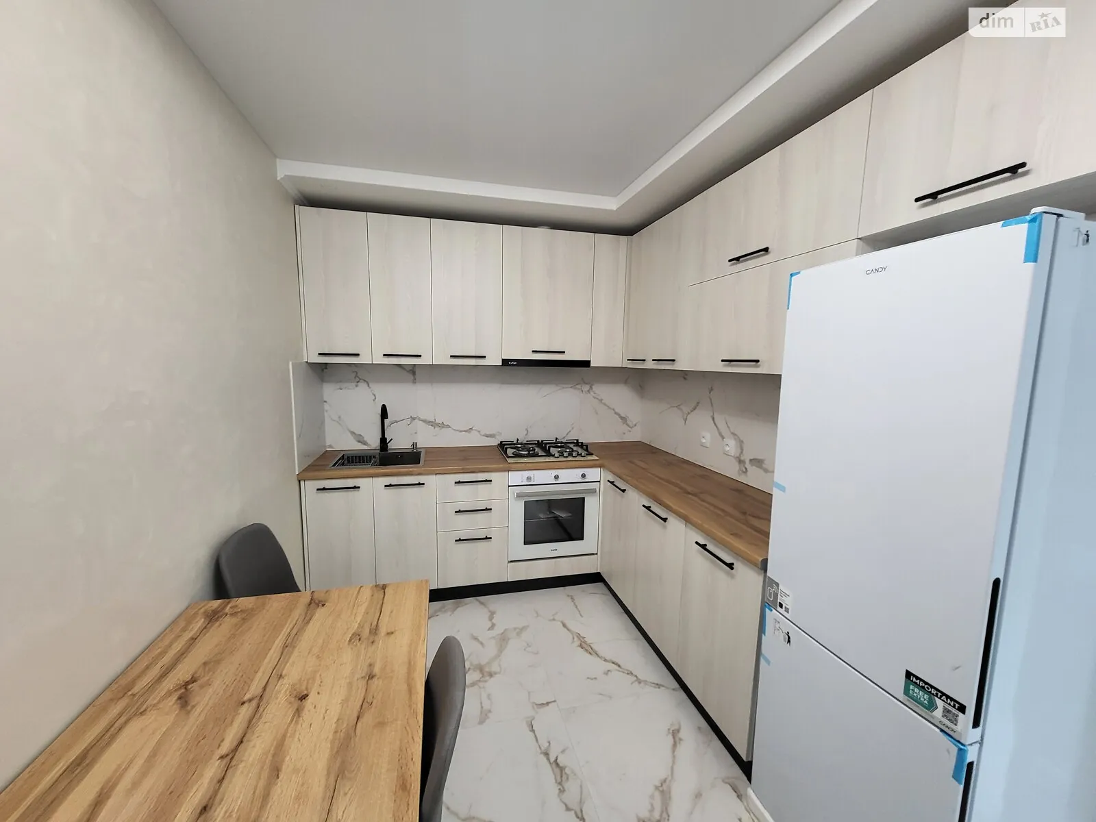 2-кімнатна квартира 57 кв. м у Тернополі, вул. Київська - фото 1
