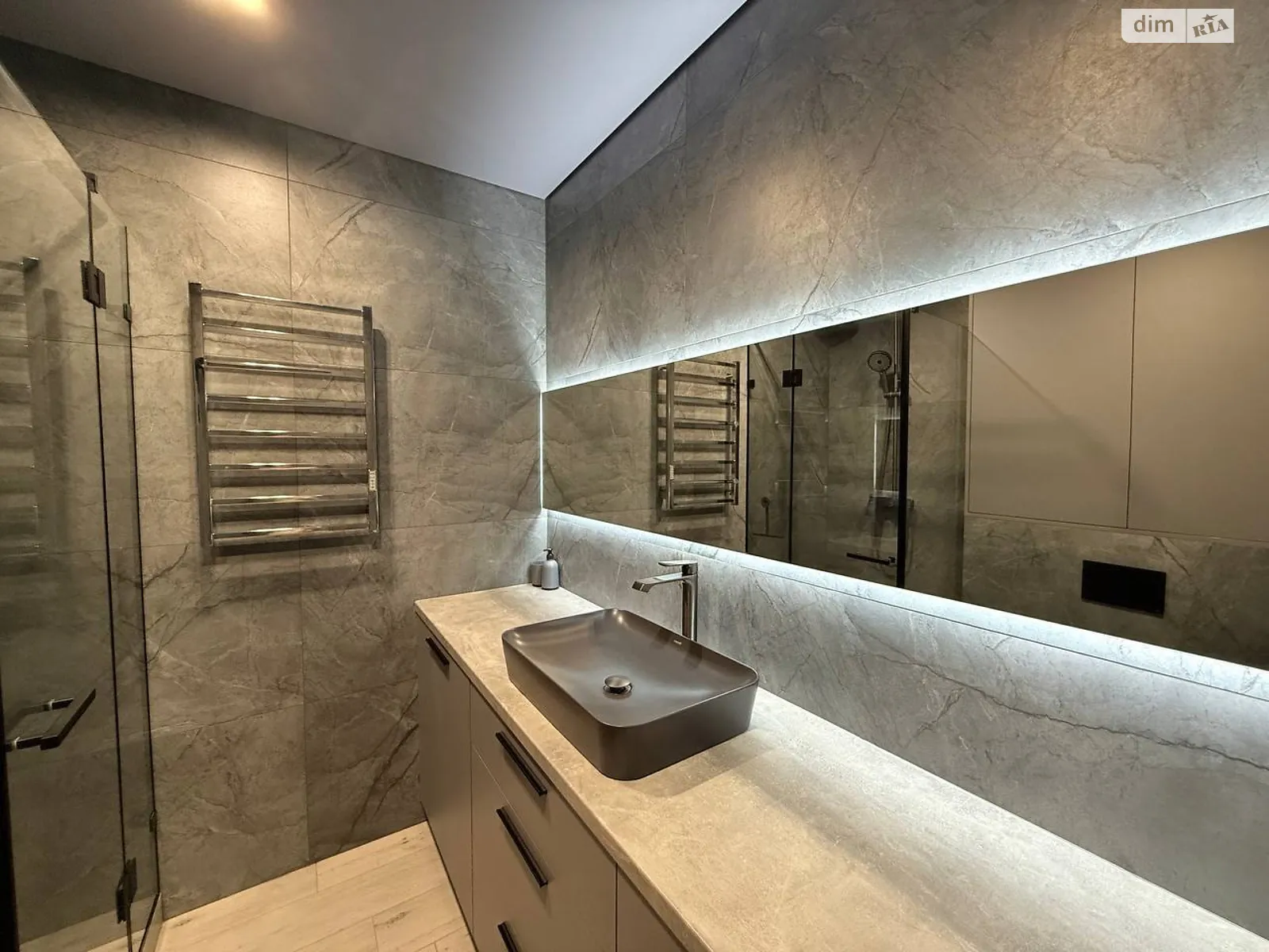 Здається в оренду 1-кімнатна квартира 47 кв. м у Рівному, вул. Студентська, 30 - фото 1