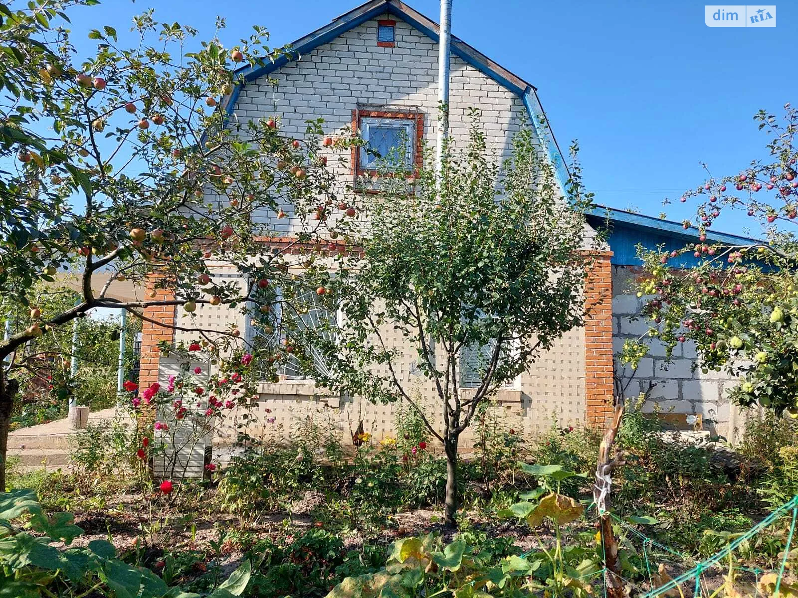 Продается дом на 2 этажа 56.3 кв. м с подвалом, цена: 25000 $ - фото 1
