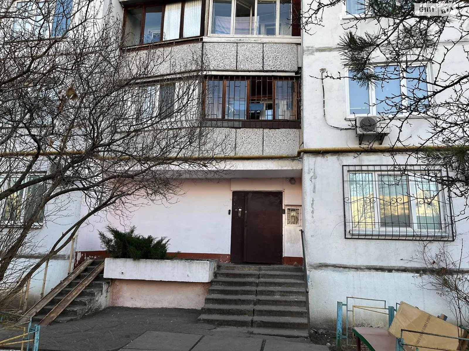 Продається 3-кімнатна квартира 73.1 кв. м у Києві, просп. Володимира Івасюка - фото 1